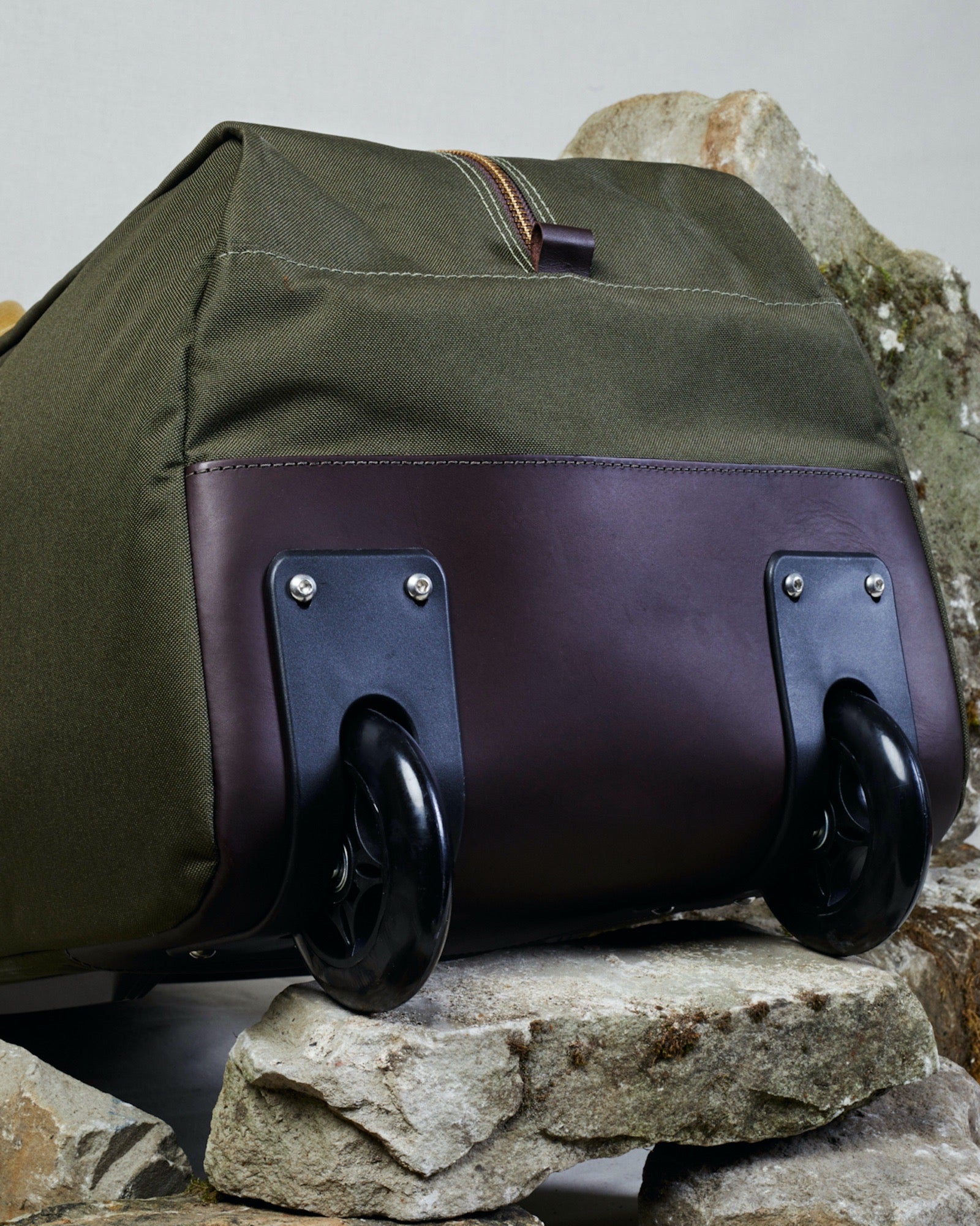 Canvas, Tweed and Leather Bags. Chapman, Derwent, Lucy, Saddle