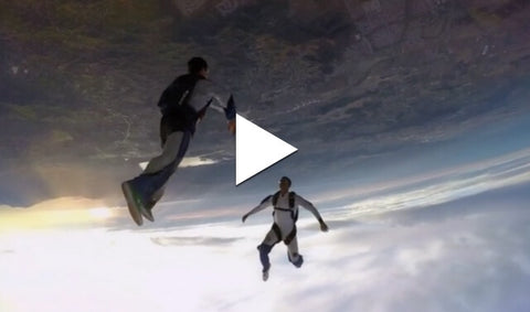 skydivers