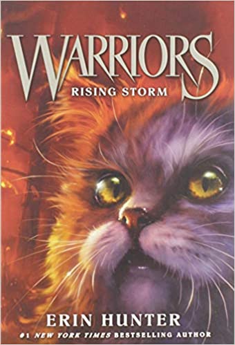 Livro: A Dangerous Path (Warrior Cats, Book 5) - Erin Hunter - Sebo Online  Container Cultura