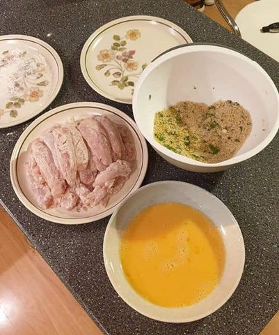Chicken goujon preparation