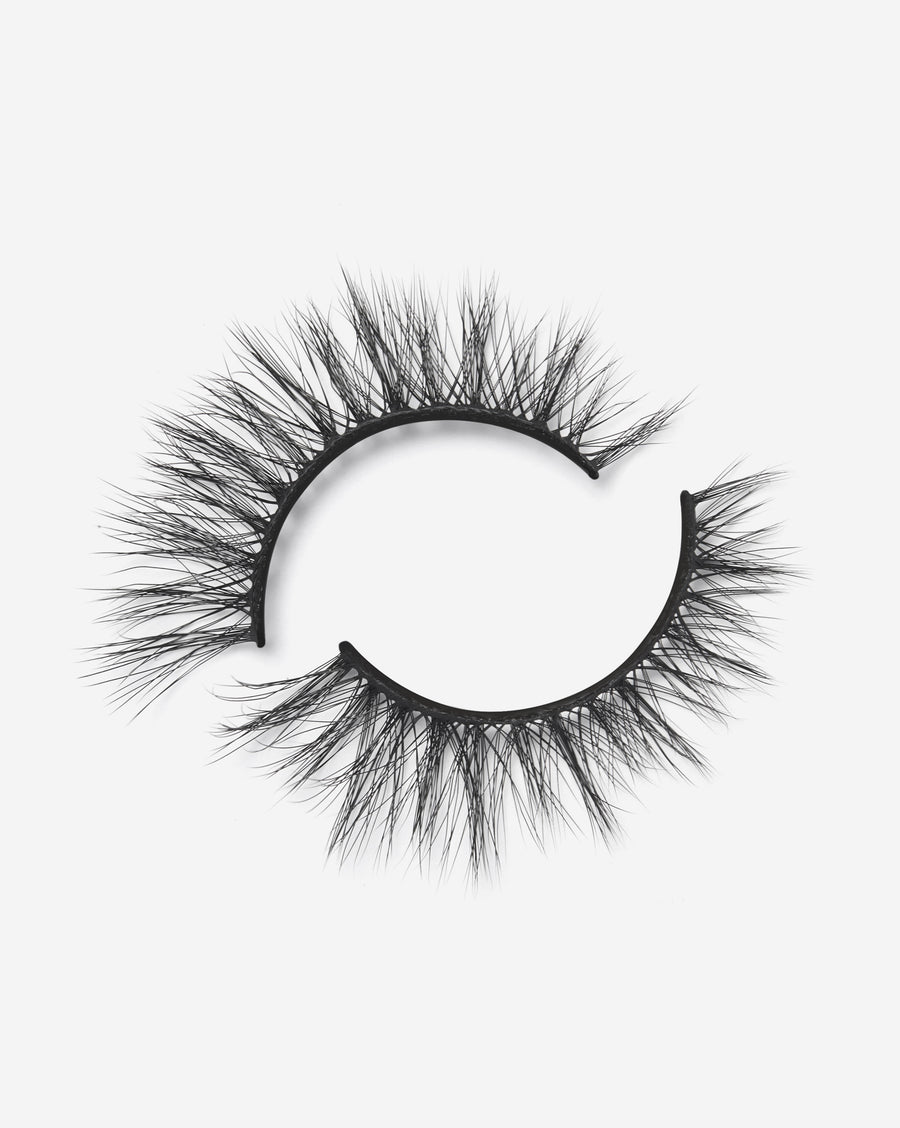 Lilly Lashes | Self Adhesive | RuleBreaker | Lash Round