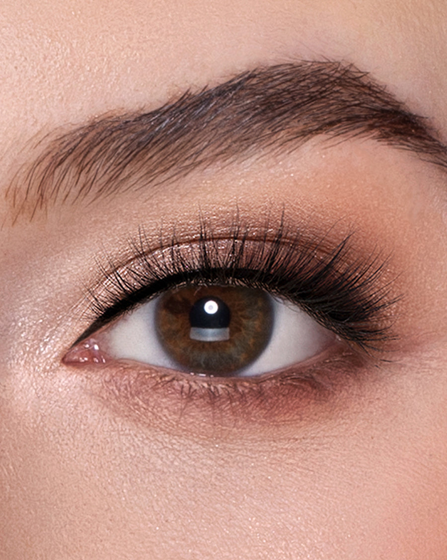 35 Best Prom Makeup Ideas : Soft Glam + 3D Lashes