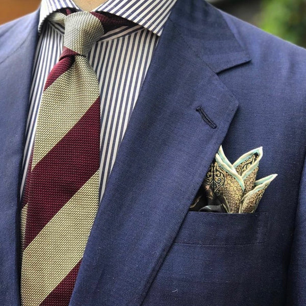 How to tie a pocket square