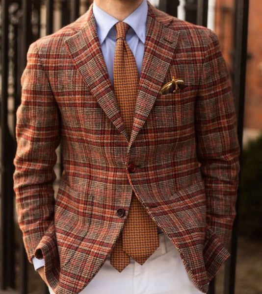 Yellow patterned tie for wedding