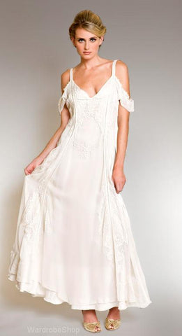 Vintage-style mermaid gown in light ivory