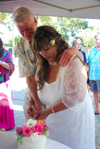 Gorgeous Wedding in Nataya Vintage Dress