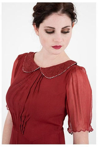 vintage-mod red dress