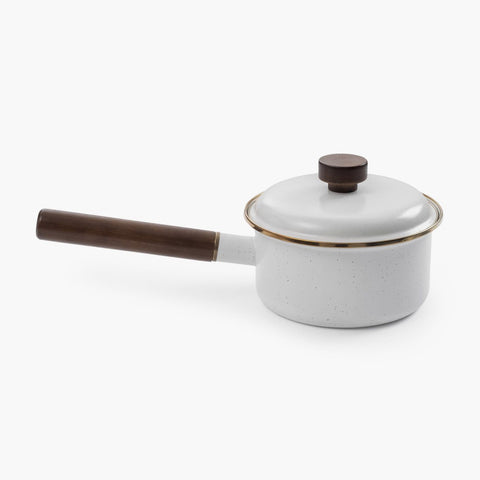 BAREBONES Enamel Saucepan - Eggshell White