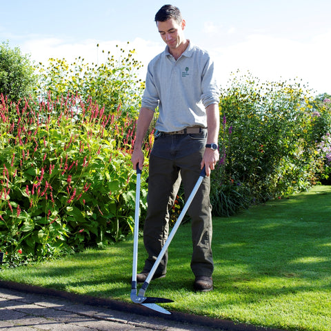 BURGON & BALL Lawn Edging Shears - Long Handled