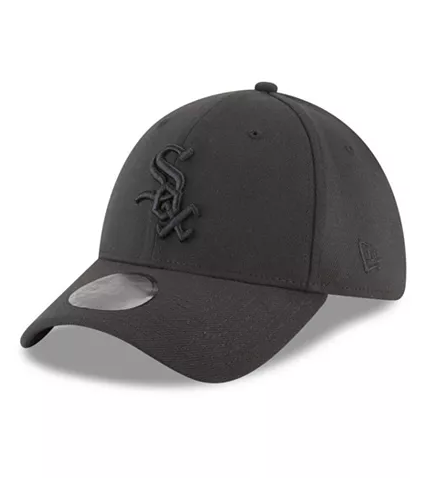 Chicago White Sox New Era Blackout Tonal 39THIRTY Flex Fit Cap