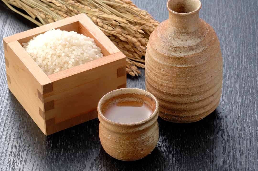 The skincare benefits of Sake. Japanese Rice Wine. Murasaki Cosmetics Blog. Japanese Skincare & Cosmetic Shop Europe
