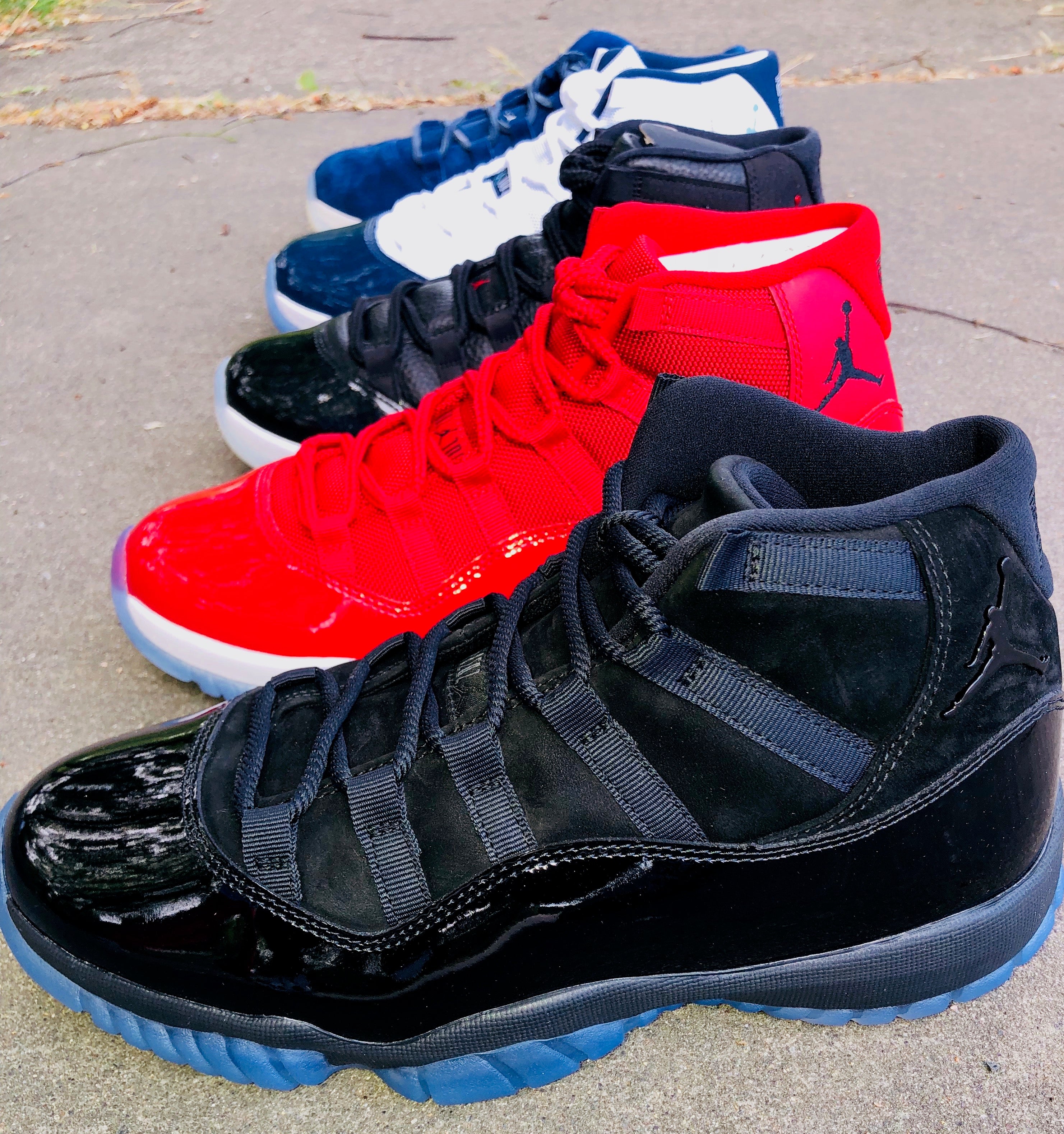 cap & gowns 11s