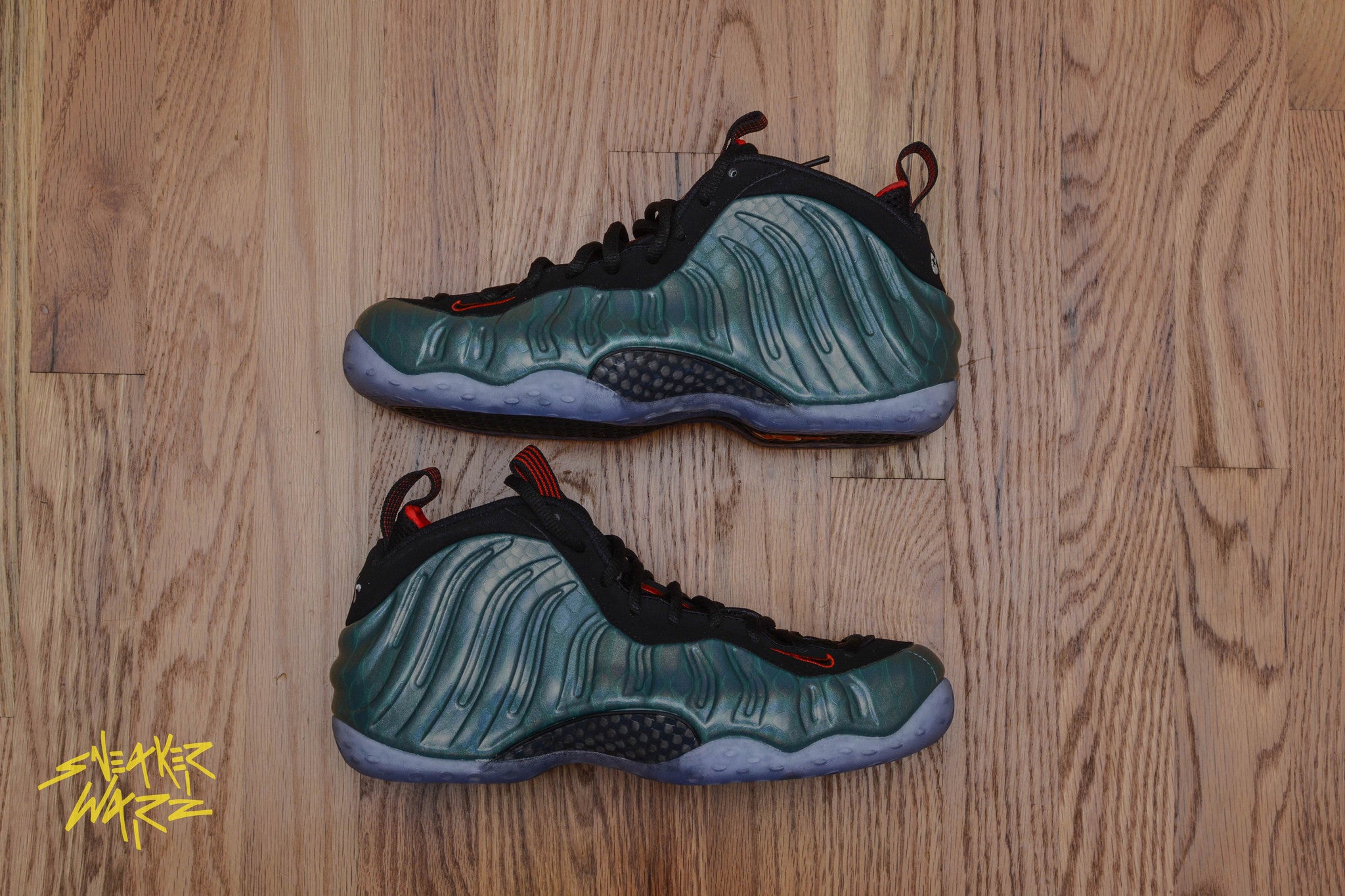 Wmns Air Foamposite One Chrome NikeAA3963 100 ...