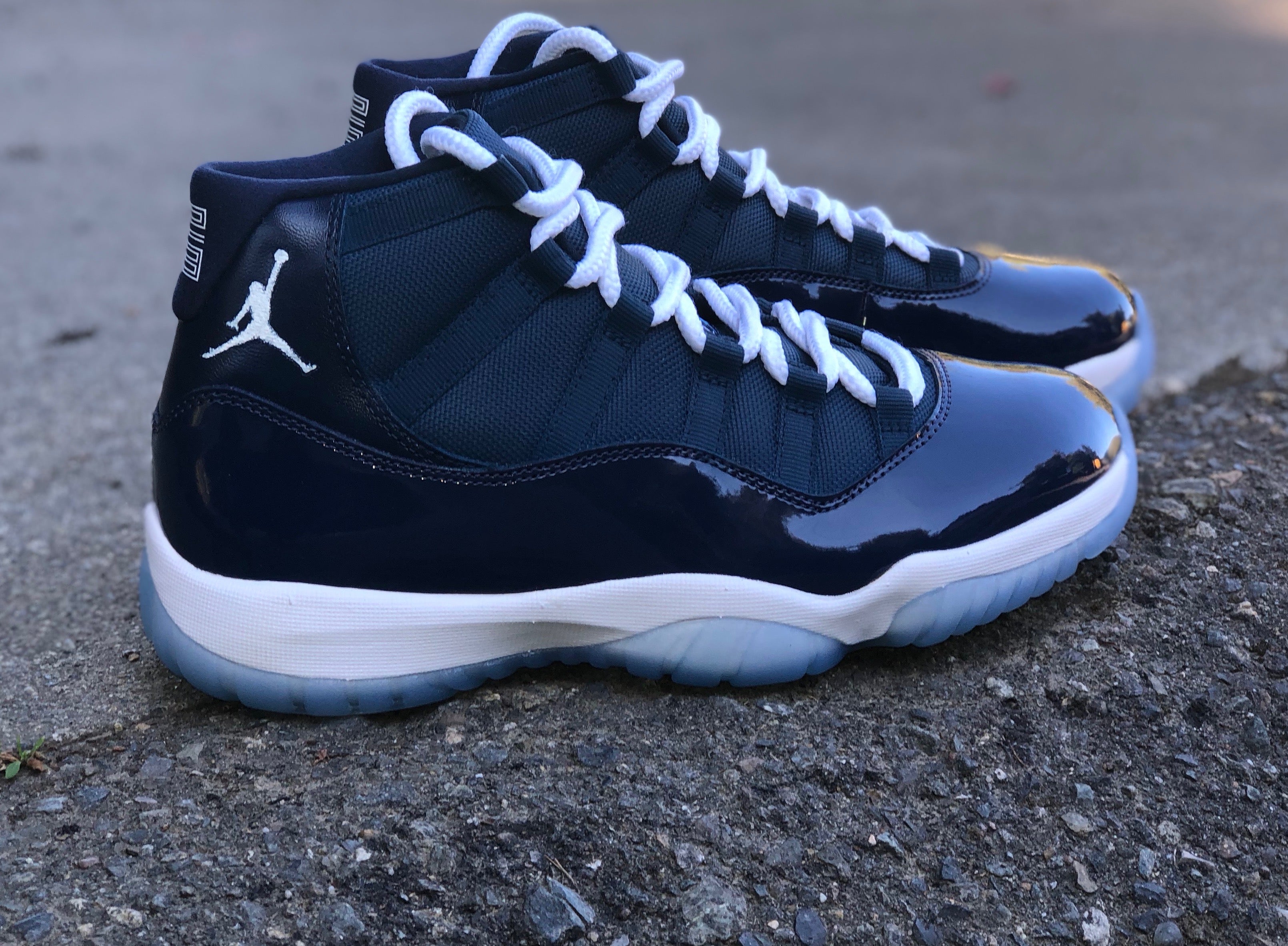 Nike Air Jordan Retro 11 Dead Stock Custom (Midnight Navy) Sneaker Warz