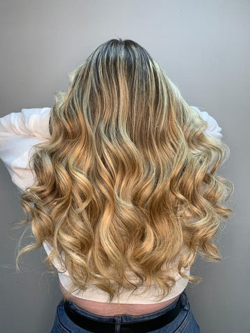 blonde-healthy-salon-balayage-highlighted-hairstyle