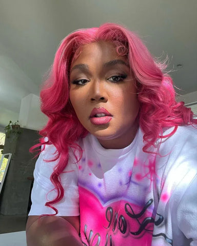 lizzo-with-pink-hair