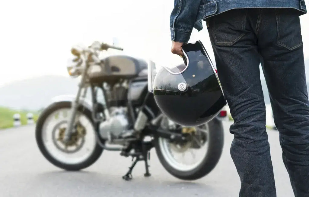 Comment assurer une moto modifiée en Café Racer ou Scrambler ?