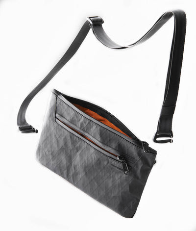 TWIST essential bag