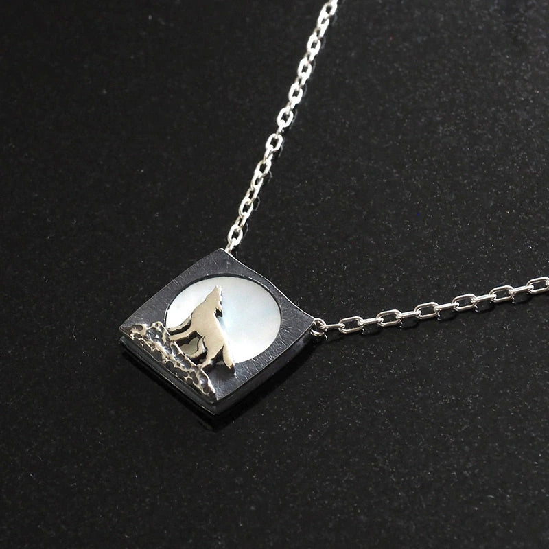 moge Handmade silver accessories Roar to the white moon -Wolf- Silver necklace