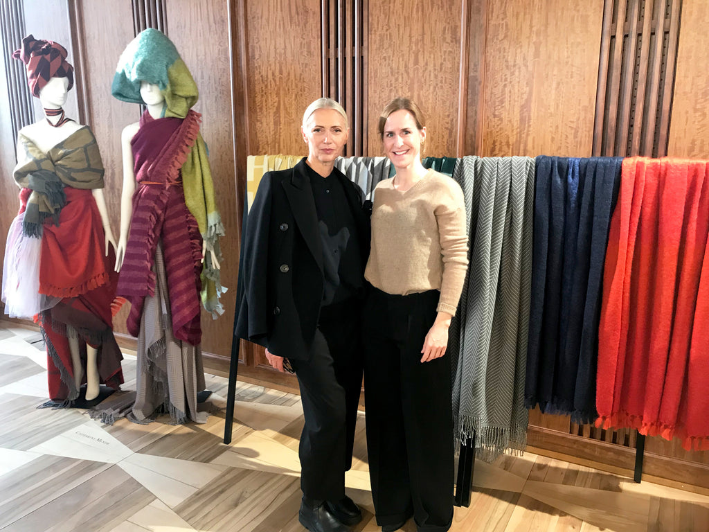 Blog Vogue Salon zur Fashion Week Berlin Designer Accessoires Wolldecken und Christiane Arp