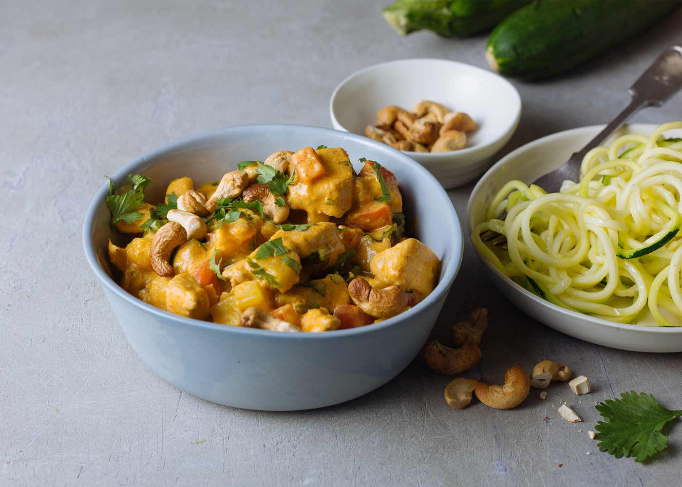 Red Thai chicken curry with courgetti cashew nuts recipe
