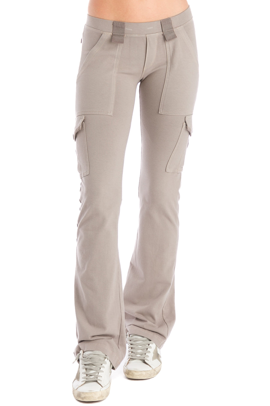 Women's High Waisted Zamora Jogger Scrub Pants™ - Auburn · FIGS | Scrub  pants, Womens sweatpants, Cargo pants women
