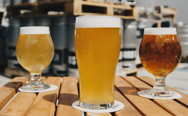 Nucleated Beer Glasses: The Magic Behind Superior Carbonation