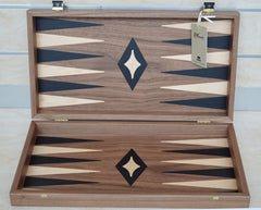 superficie in legno del backgammon
