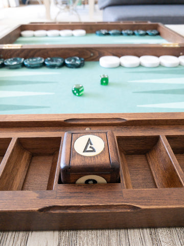 Cubo di backgammon di lusso terrestre