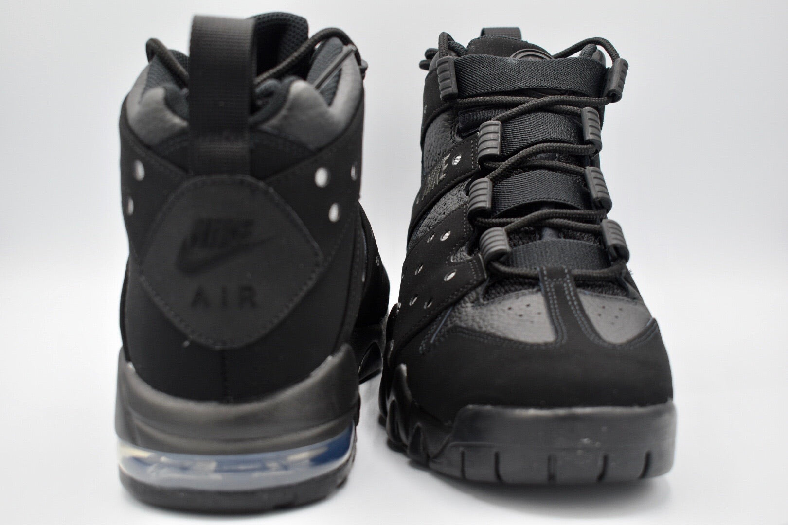 triple black nike air max cb 94