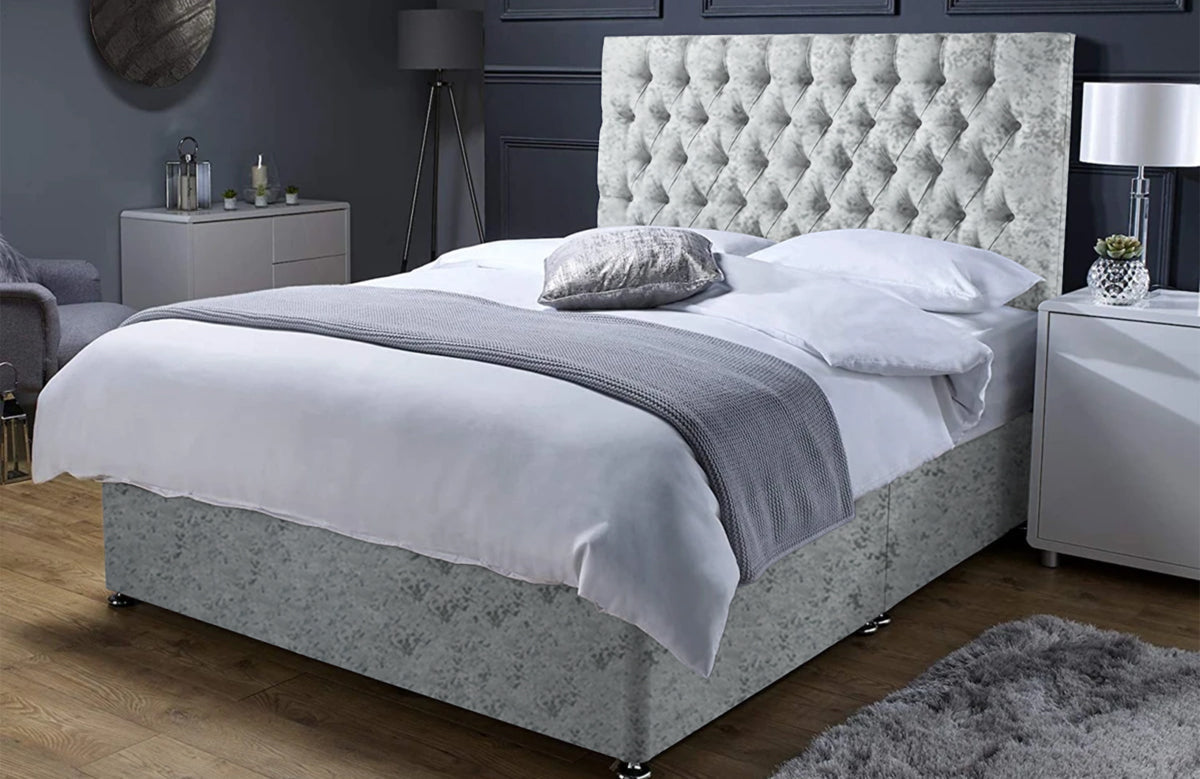 An image of Sandringham Divan Bed Set with Chesterfield Headboard