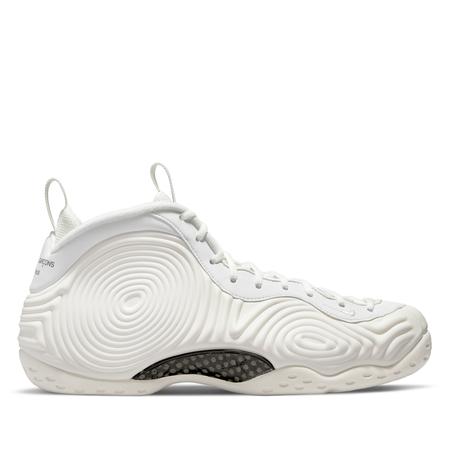 womens foamposite white