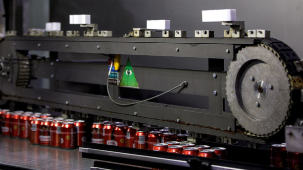 3D printed can pushers at the Heineken plant