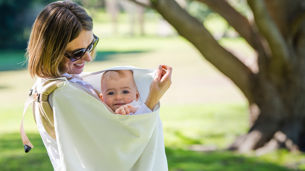 musluv as a baby carrier sun shade 