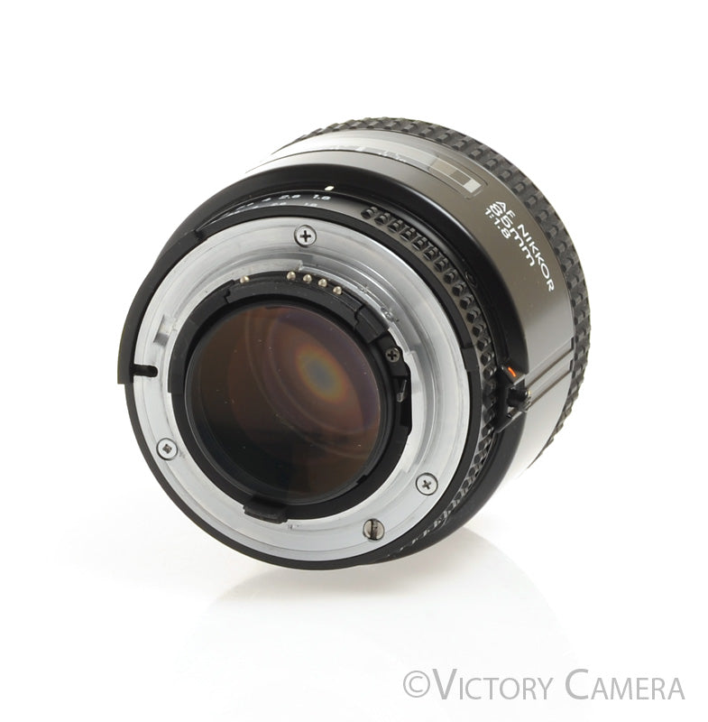Nikon85 4 4fbddde7 68b2 4ac7 a8cc 41dd54456f67