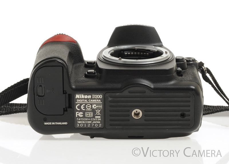 NikonD200 5 fb36621c 4c0d 4e7a 81b9 79be88b7a1ae
