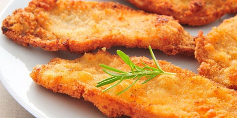 Milanesa breaded meat Argentina dish