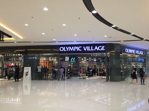 MOSSIMO – Olympic Village United