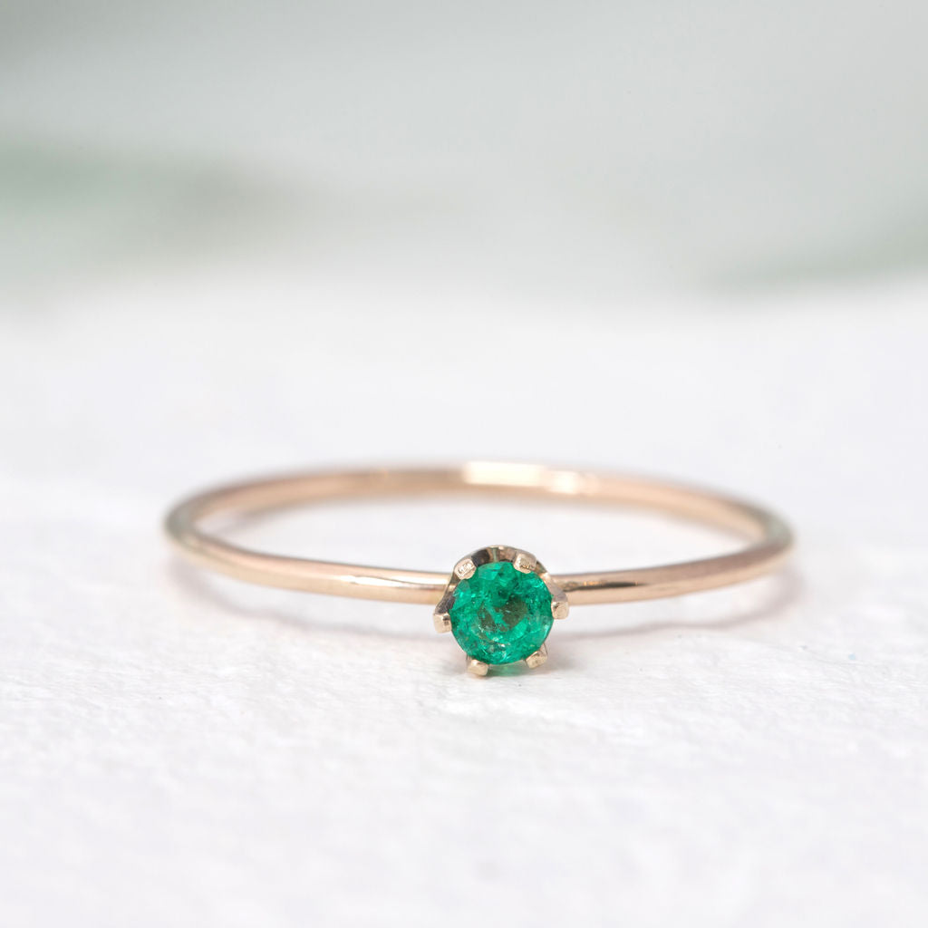 "Aster" dainty birthstone ring in emerald