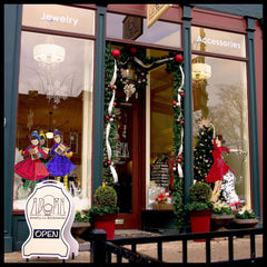 Christmas Window Display Adorn Jewelry on Main St Canandaigua