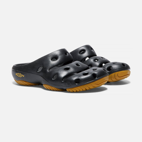 womens keen yogui clogs