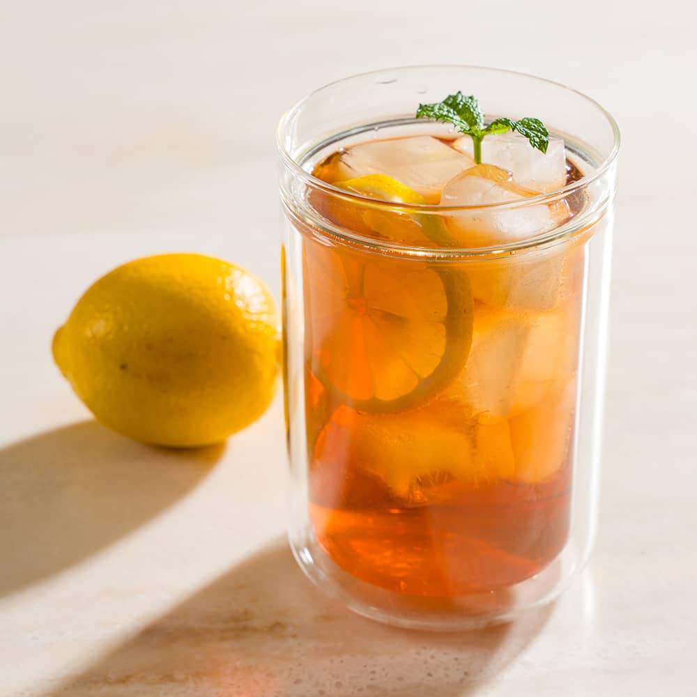 Glassware tumbler with iced tea