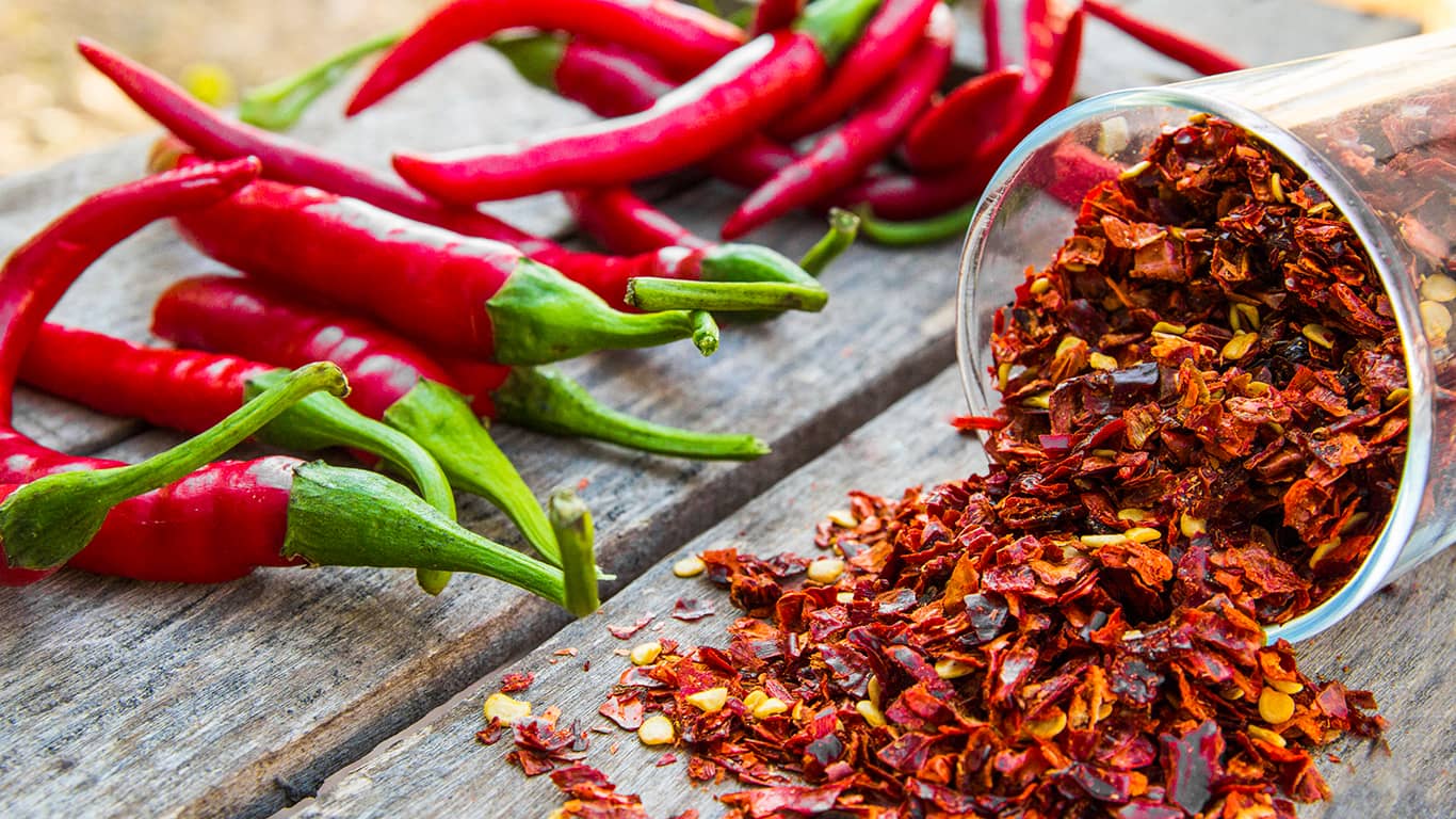 hot peppers fresh and dehydrated