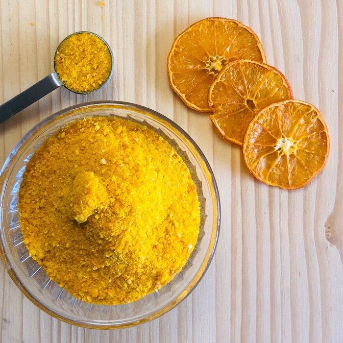 Dried mandarin oranges (sliced) and powder