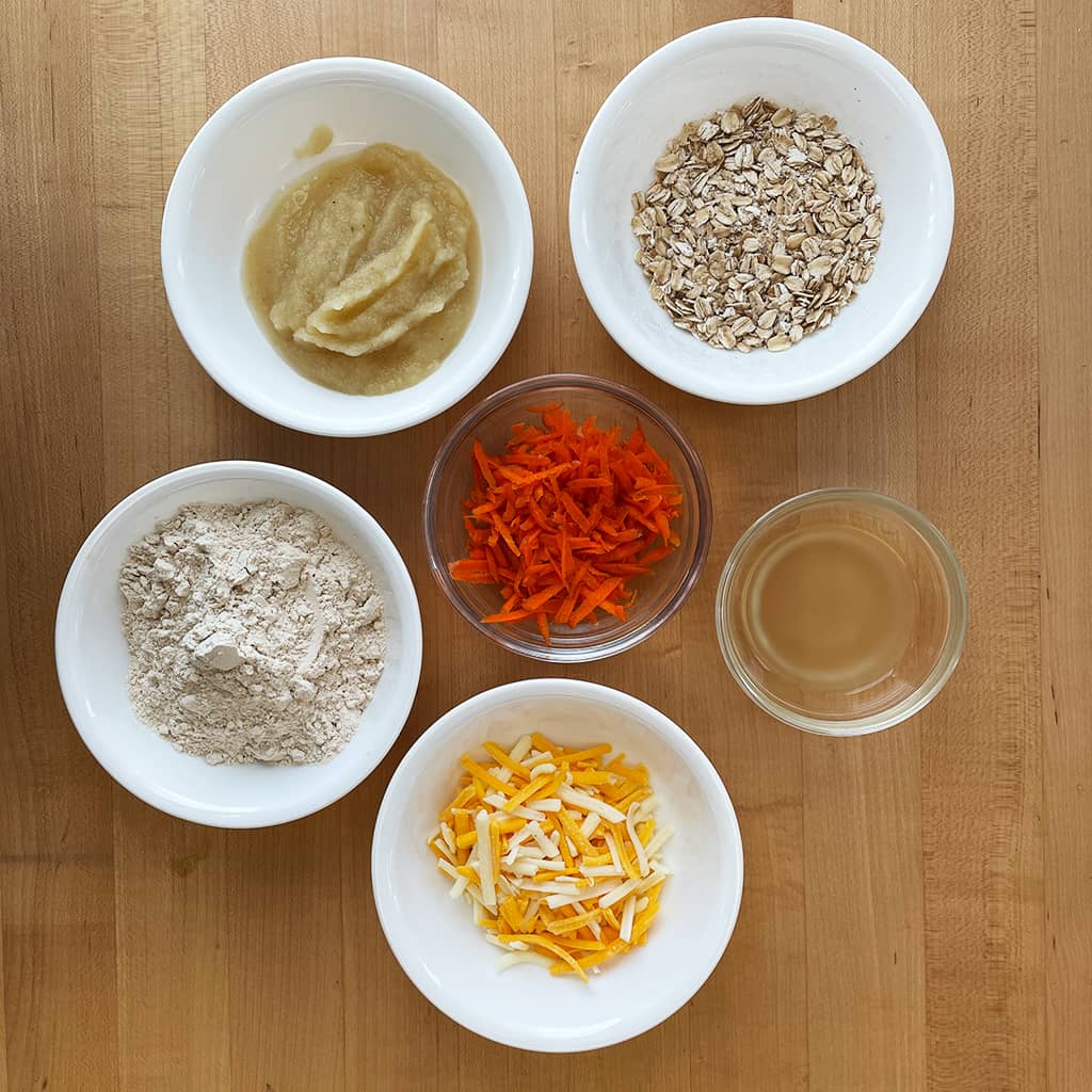 Ingredients of Cheesy Carrot Apple Treats