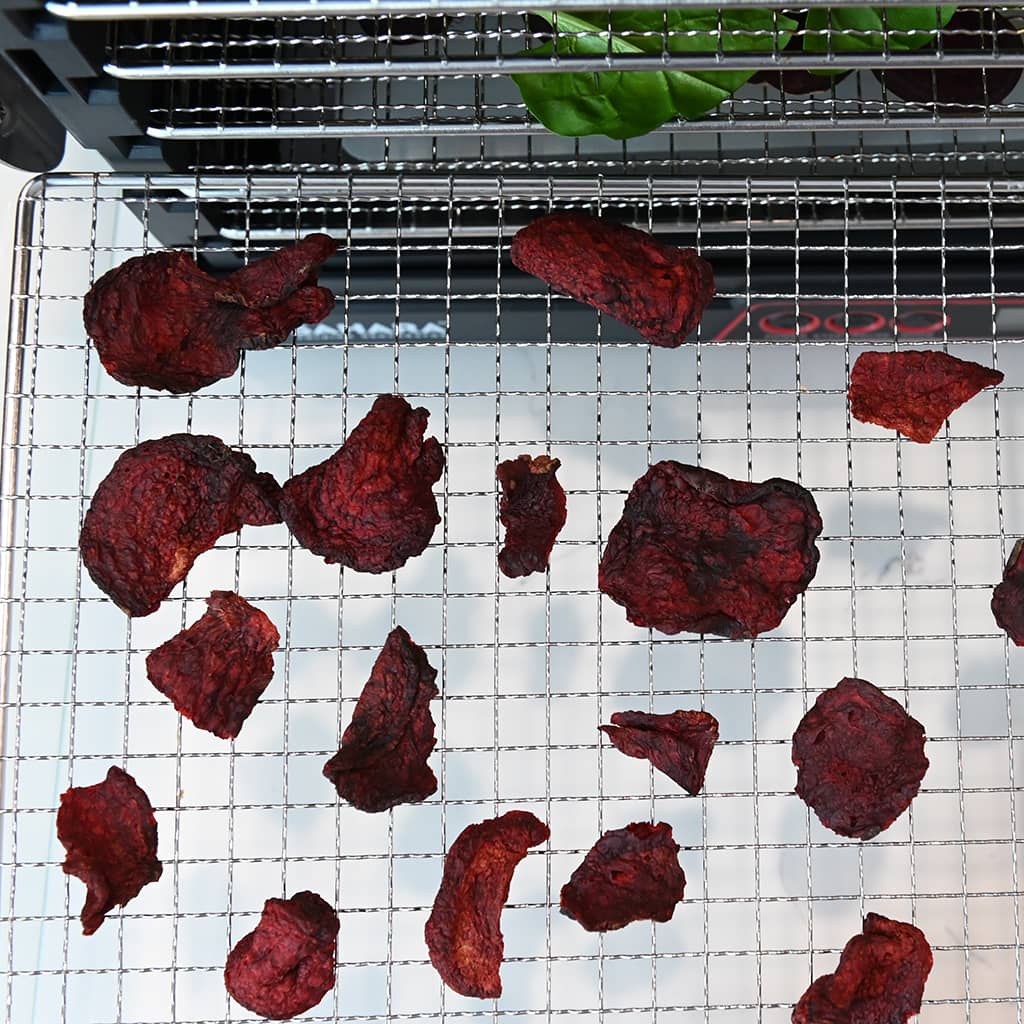 Dehydrated beets