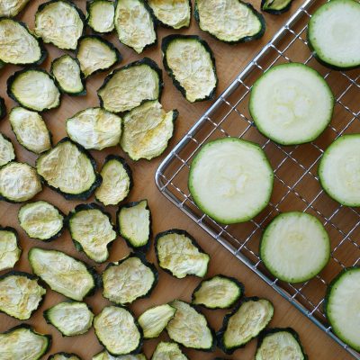 Photo de courgettes coupées en tranches