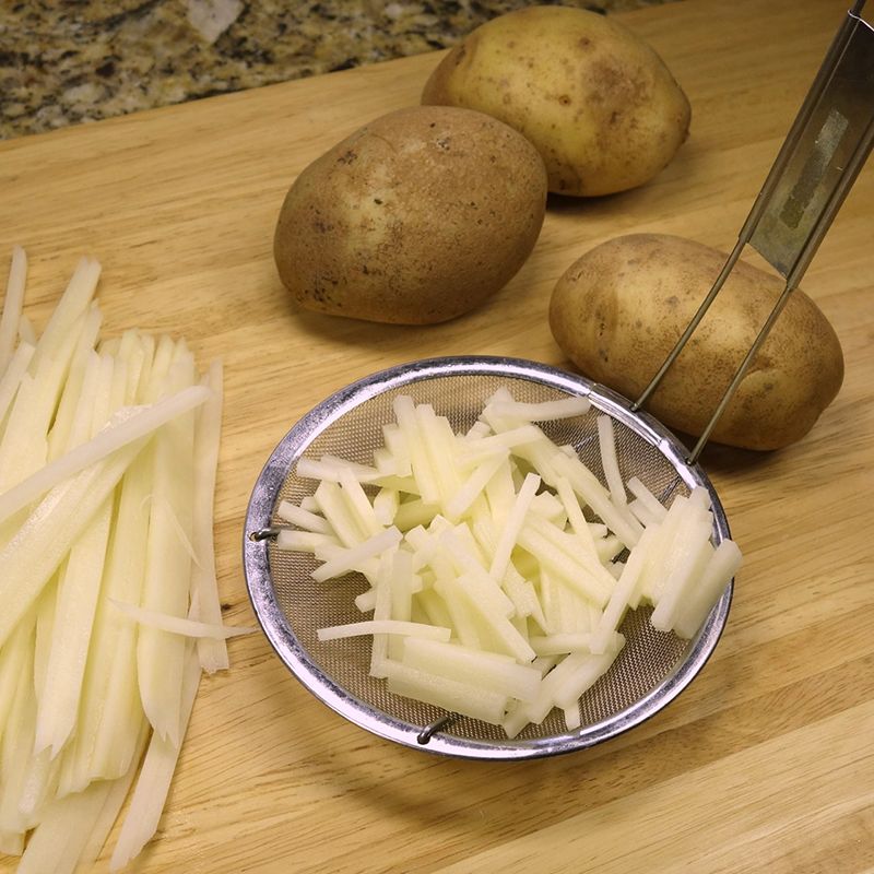 Thinly sliced Russet potatoes
