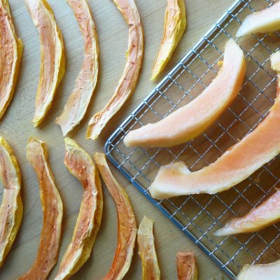 slices of papaya