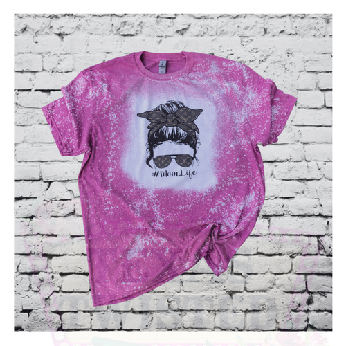LV Pink Lips Custom Tee• Made In-house – Texas Twisted Boutique